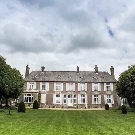 Hotell Domaine De 3*