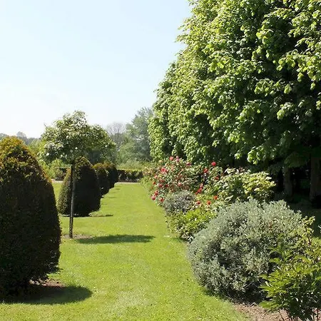 Domaine De 3*