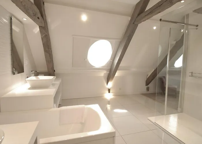 Hotel Domaine De Bayeux